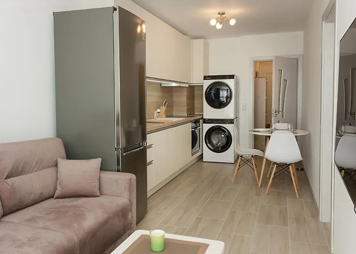 Modern Haven In Retreat With Chic Ambiance By Flat Mаnager * Варна