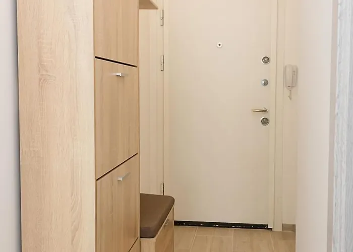 Modern Haven In Retreat With Chic Ambiance By Flat Mаnager *