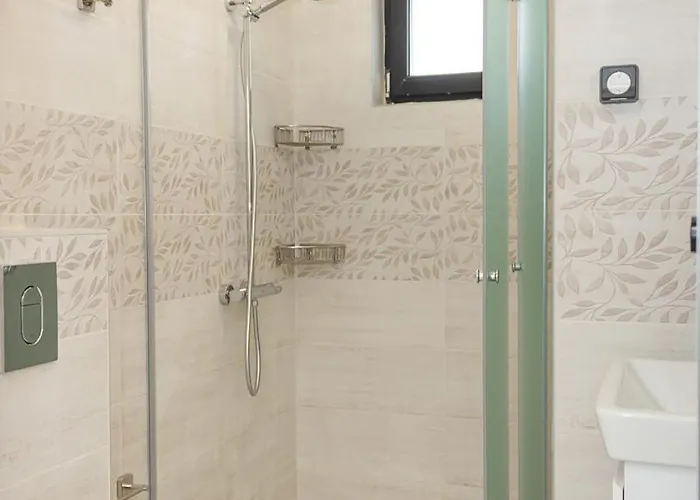 Modern Haven In Retreat With Chic Ambiance By Flat Mаnager Апартамент