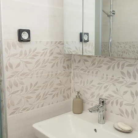Appartamento Modern Haven In Retreat With Chic Ambiance By Flat Mаnager Varna